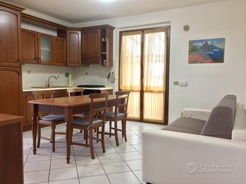 Follonica piscina Wi-Fi parcheggio clima