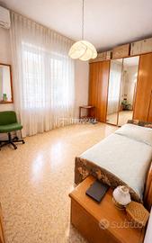 Trilocale con Posto Auto - Ad. Via Simone Martini