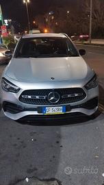 GLA 200 versione premium AMG