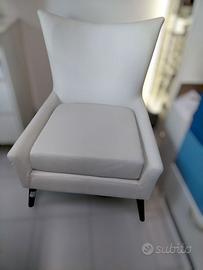 Poltrona bianca nuova "Alterego"