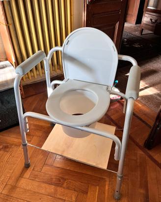 Sedia comoda WC con braccioli