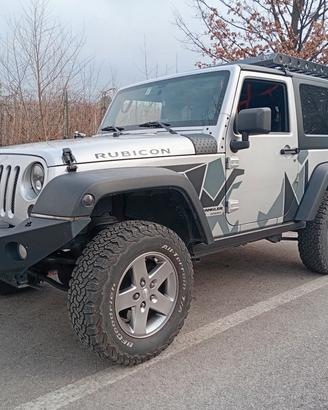 jeep Wrangler rubicon 2.8 CRD autom 2011 3porte 