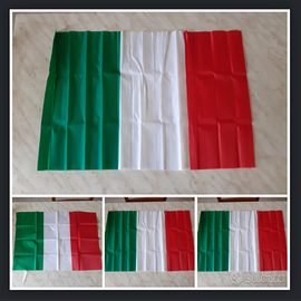4 Bandiere tricolore Italia