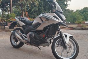 Honda NC750X DCT 