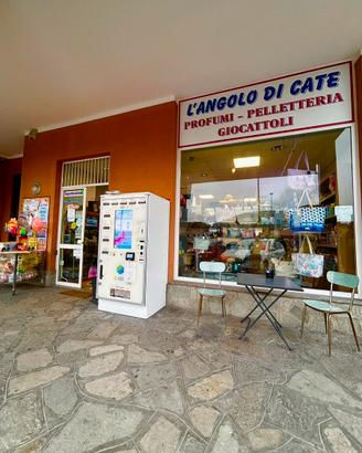 Vendita attività tabaccheria edicola pelletteria