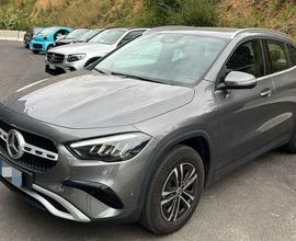 Mercedes-Benz GLA 250 e Plug-in hybrid Automa...