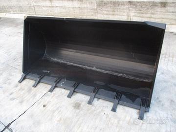 Benna nuova per terna o pala gommata