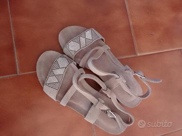 Sandali nuovi marca Grunland n. 39