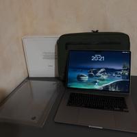 MacBook Air da 15" con chip Apple M2