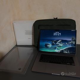 MacBook Air da 15" con chip Apple M2