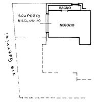 Piccolo negozio con area esterna privata