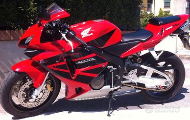 HONDA CBR RR 600 