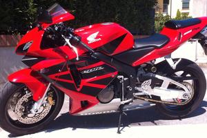 HONDA CBR RR 600 