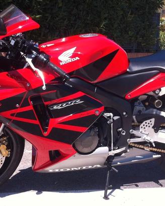HONDA CBR RR 600 