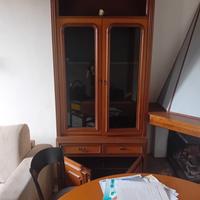 vetrinetta/credenza tenuta benissimo 