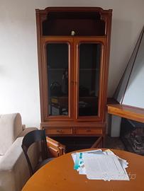 vetrinetta/credenza tenuta benissimo 