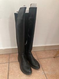 Stivali sopra il ginocchio