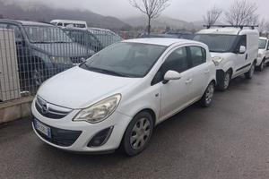 OPEL Corsa 1.2 85CV 5 porte Club ok Neopatentati