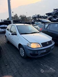 Ricambi Fiat Punto Van 1.2 Anno 2009 Codice Motore