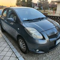 Toyota Yaris 1.0 Benz 2010 danneggiata Euro 4