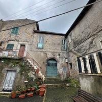 Immobile situato nel centro storico di Paliano