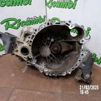 CAMBIO 5 MARCE COROLLA VERSO E120 2.0 D-4D 2002