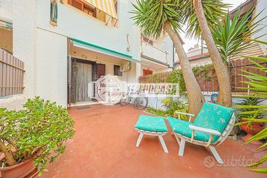 BILOCALE PIANO TERRA DOPPIO GIARDINO