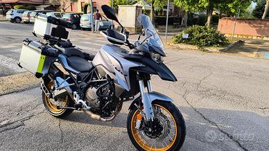 Qj Motor_ Srt700x