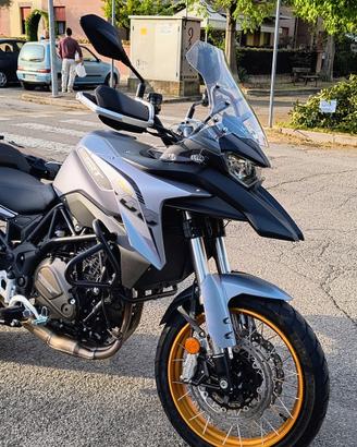 Qj Motor_ Srt700x