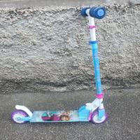 Bicicletta e scooter per bambine