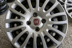 Set 4 Cerchi in Ferro 15" + Copricerchi Originali