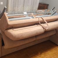 DIVANO ANGOLARE CON VERO LETTO E POUF CONTENITORE