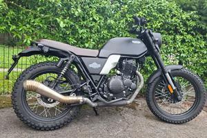 PROMO SCHOCK**BRIXTON FELSBERG 250cc NERA