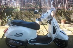 Piaggio Vespa 300 GTS ie - 2010