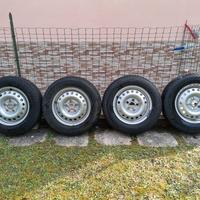 Cerchi e gomme invernali VW T4