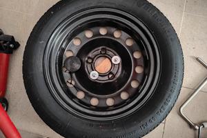 kit ruotino ruota scorta BMW con cricco