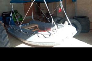  gommone in vetroresina e motore ozeam