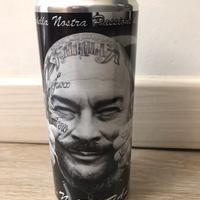 Lattina di acqua naturale
