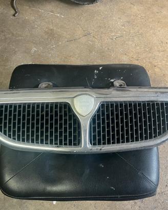 Maschera anteriore lancia y