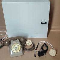 Cassetta in metallo con codice  telefono vintage