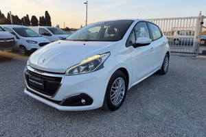 Peugeot 208 1.6 HDi GARANZIA