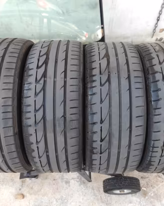 4 Gomme Bridgestone 225/40 R18 Potenza S001