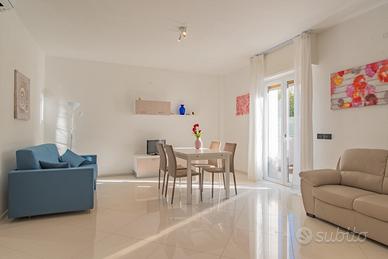 Trilocale con cortile privato
