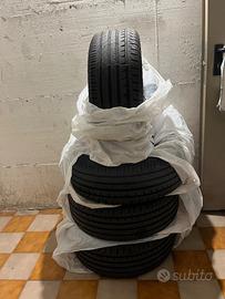 Pneumatici estivi  215/55 R17