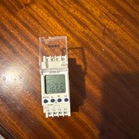 Interrutore timer digitale astronomico