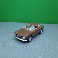 1:43 solido alfa romeo 1300 junior