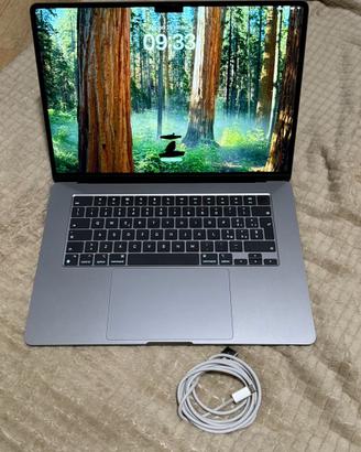 MacBook Air da 15" con chip Apple M2