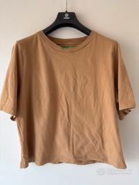 T-shirt a maniche corte