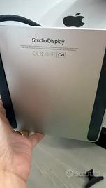 Studio display apple