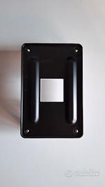 Staffa di raffreddamento scheda madre.